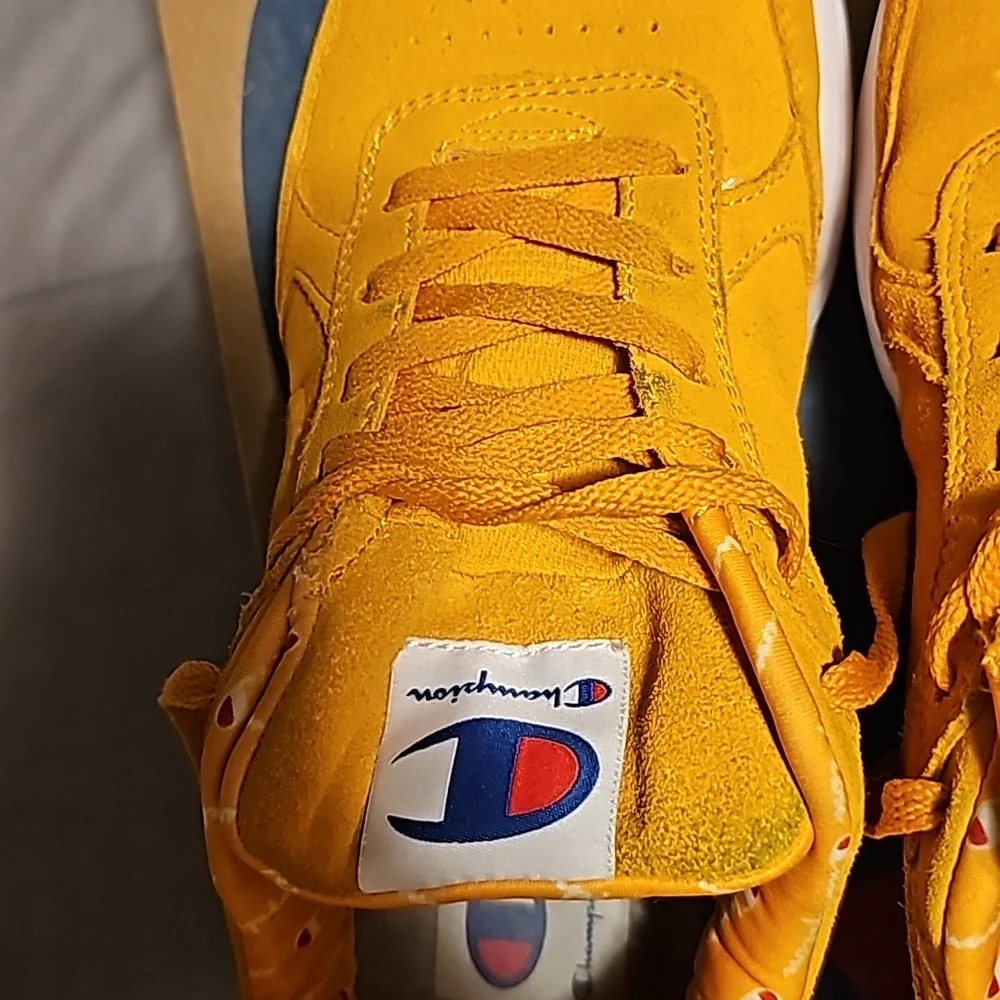 Champion shoes - Picture 7 of 9